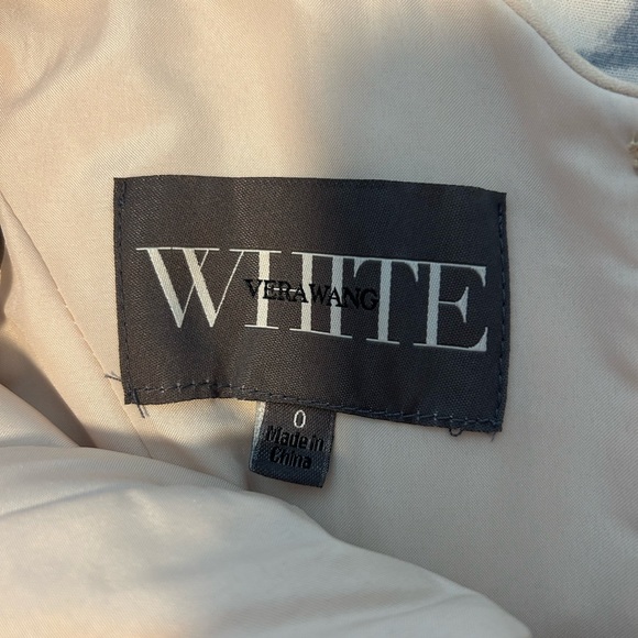 Vera Wang one shoulder champagne silk bridesmaids dress size 0 - Picture 4 of 5